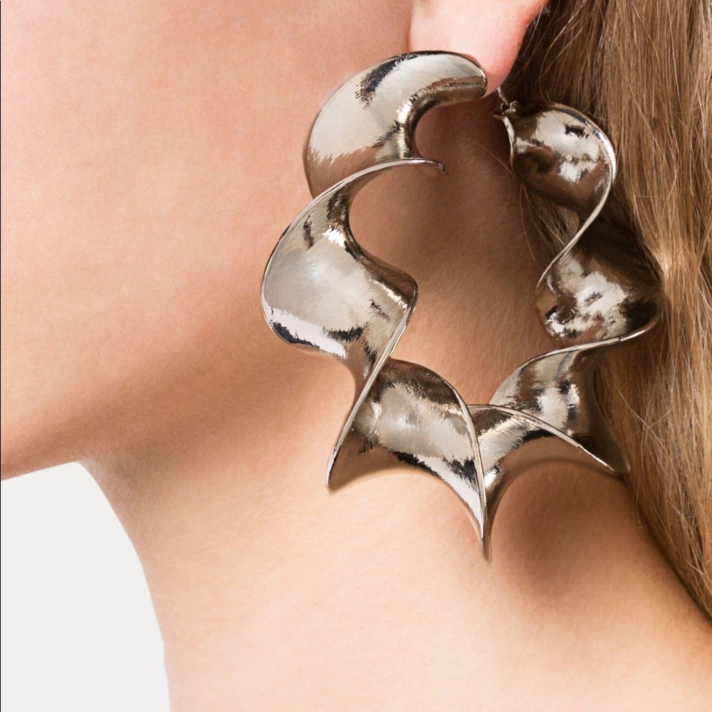 Altuzarra TWISTED SILVER TONED EARRINGS